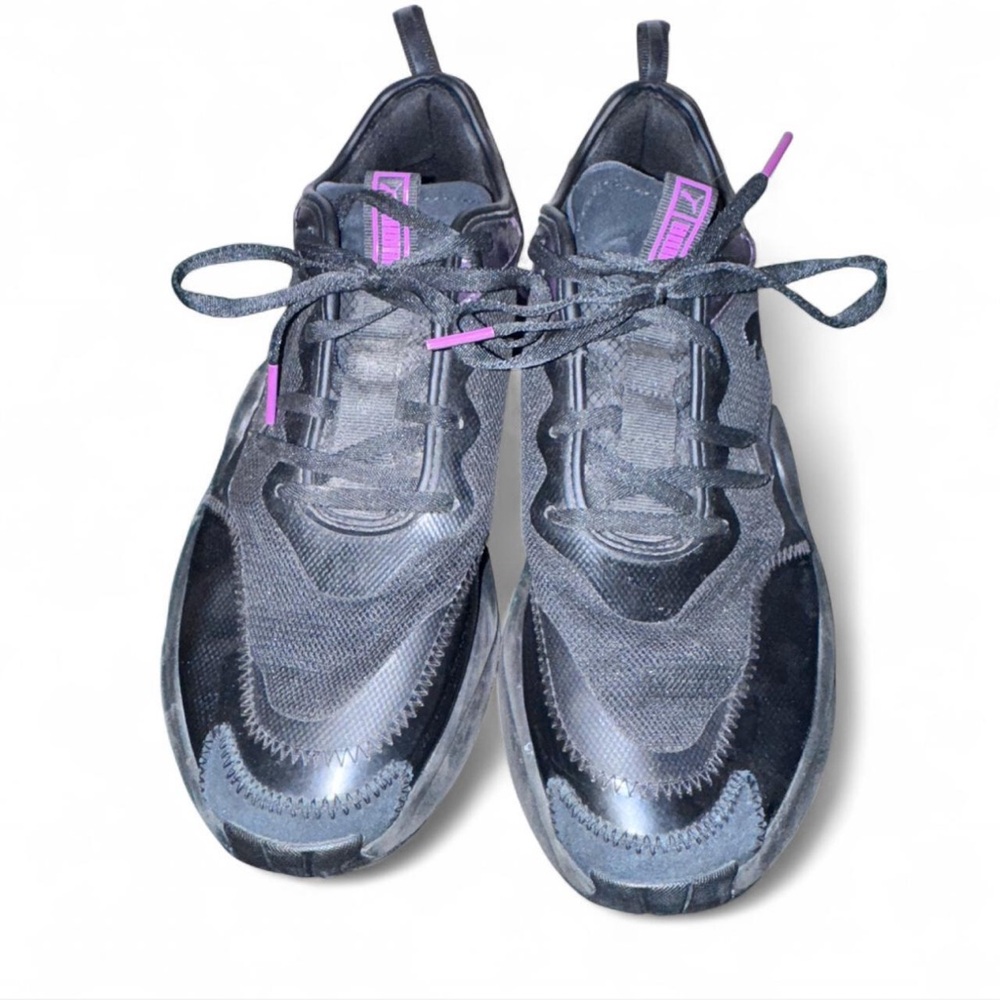 Puma Sneakers